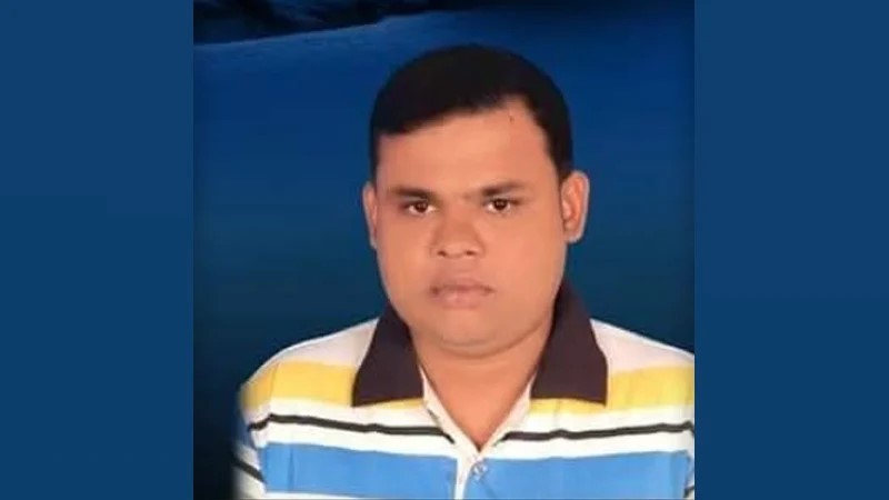 আওয়ামী লীগ নেতাকে ছাড়াতে গিয়ে স্বেচ্ছাসেবক দল নেতা আটক